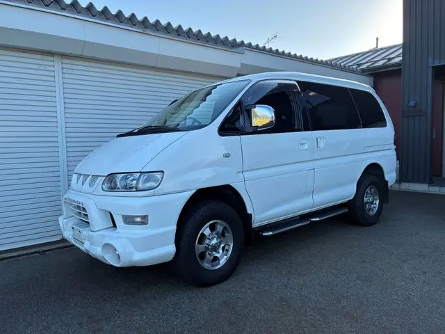 Mitsubishi Delica Space Gear