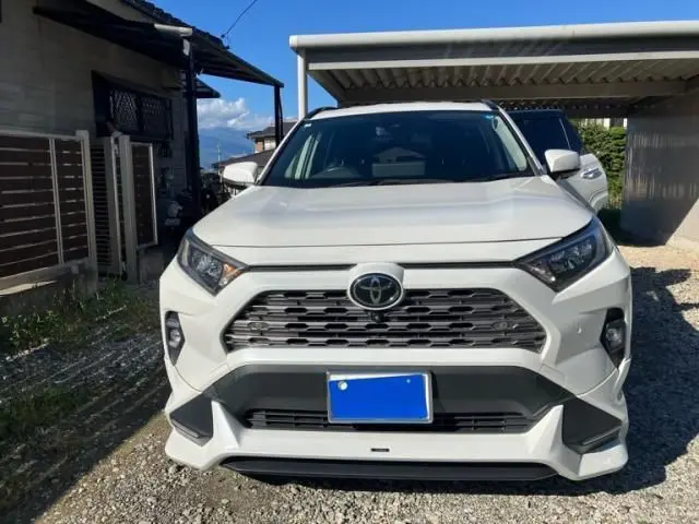 Toyota RAV4 fotoğraf 1