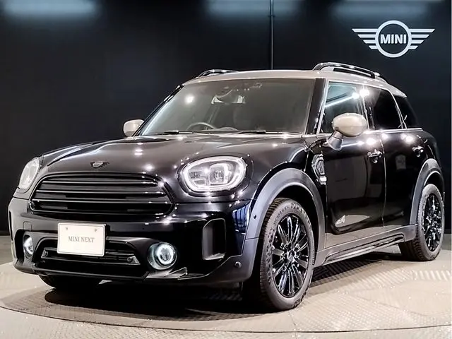 MINI Crossover