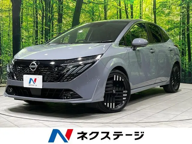 Nissan Aura