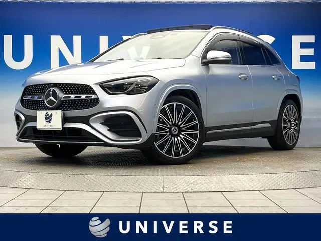 Mercedes-Benz GLA-Class fotoğraf 1