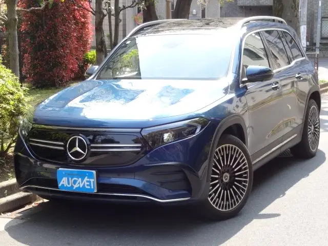 Mercedes-Benz EQB fotoğraf 1