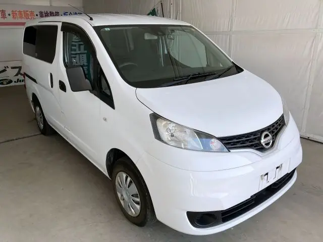 Nissan NV200 Vanette Van photo 1