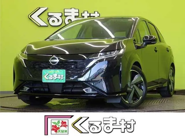 Nissan Aura