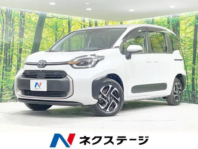 Toyota Sienta photo 1