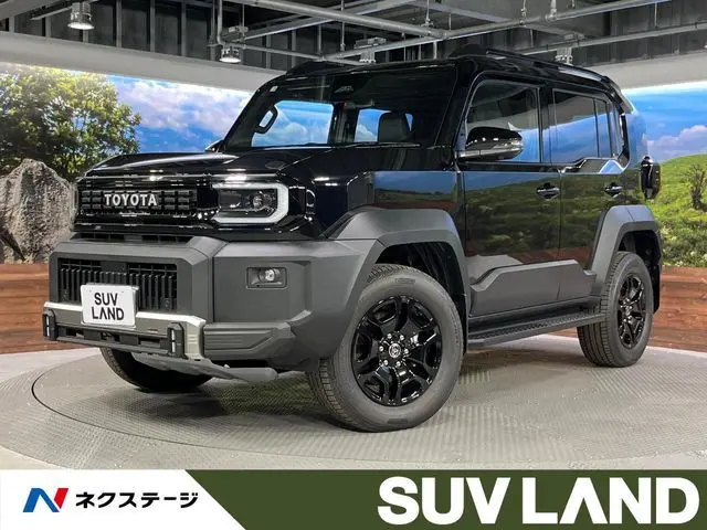 Toyota Land Cruiser FJ