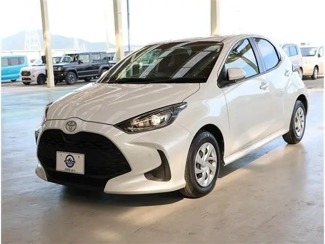 Toyota Yaris photo 1