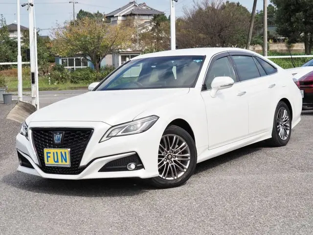 Toyota Crown Hybrid
