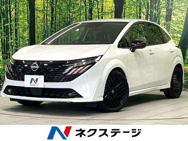 Nissan Aura