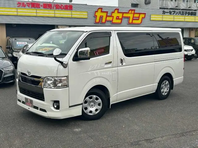 Toyota Hiace Van