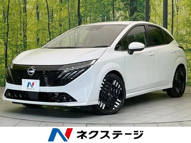 Nissan Aura